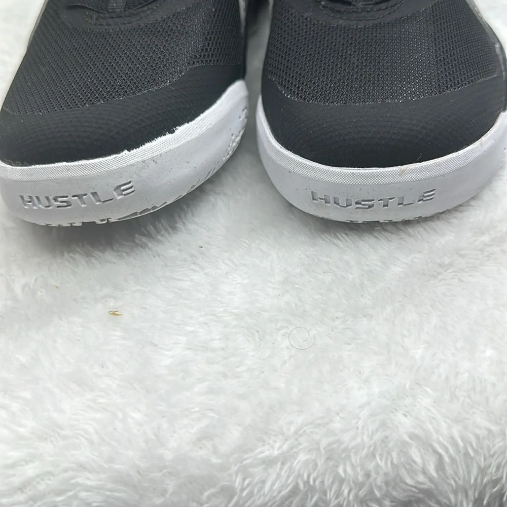Toddlers Nike Tennis shoes size 13.5C - Picture 7 of 7